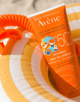 Avene leche Protector solar FPS50 para niños 250ml.