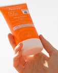 Avene Intense protect fluido FPS 50+, protección solar de espectro ultra amplio 150ml.